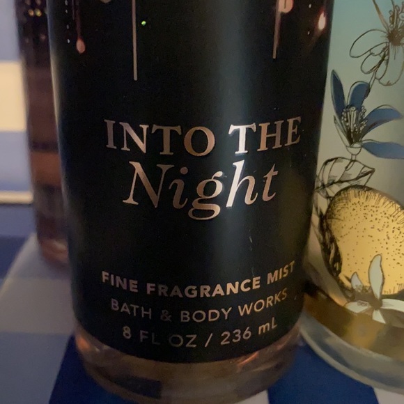 New Bath and Bodyworks body spray - Picture 8 of 16